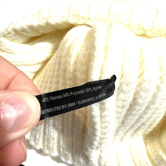 Britt's Knits Beanie Hat Men Women's Cream Thick Chunky Knit Winter Warm - Picture 3 of 5